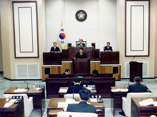 제76회 정례회시 제2차 본회의
