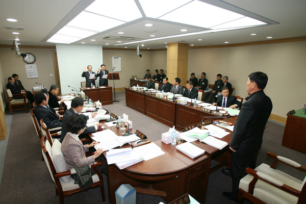 제121회 정례회 산업건설위원회 활동