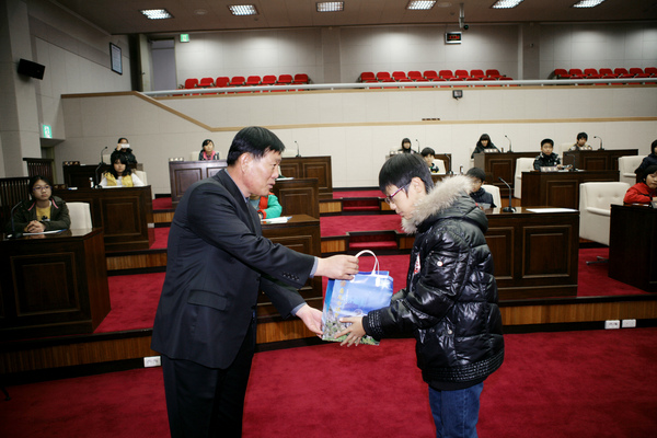 양포초등학교 학생회 회장단 의회 방문