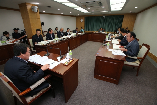 제196회 임시회시 산업건설위원회 활동