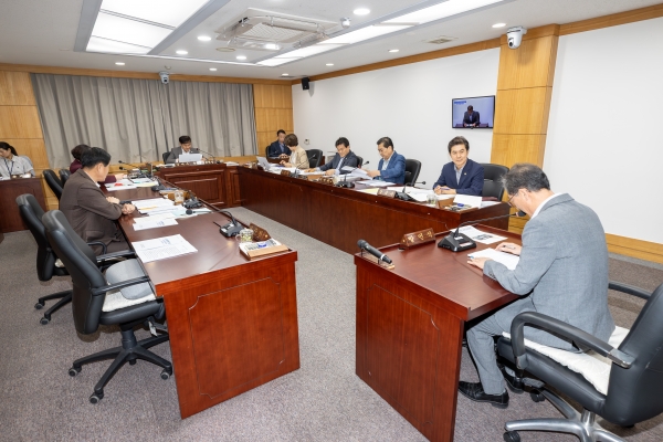제291회 임시회시 문화환경위원회 조례안 심사 및 2026년도 주요업무계획안 청취활동